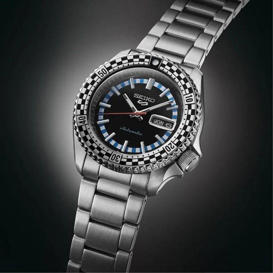 Seiko SRPK67K KurOtomatik Çelik Gri Siyah Kadran 10 ATM Hardlex Cam 43 mm Erkek Kol Saati