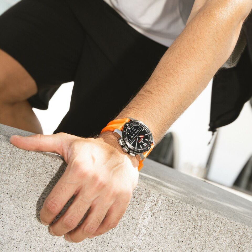 Festina F23000/D Conneted-d Silikon Turuncu 44 mm Erkek Kol Saati