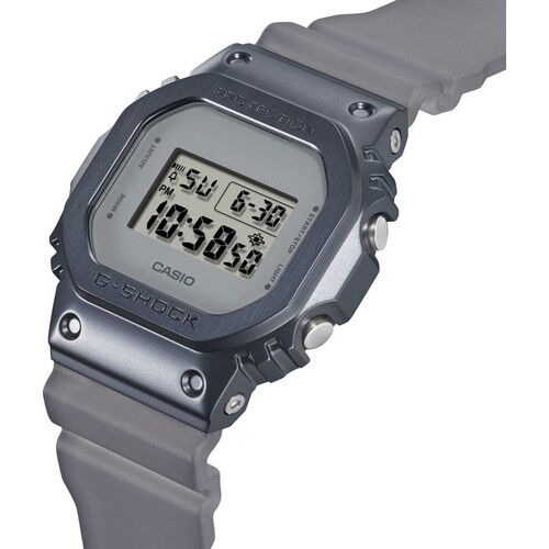Casio GM-5600MF-2DR Dijital Silikon Gri 20 ATM 38 mm Erkek Kol Saati