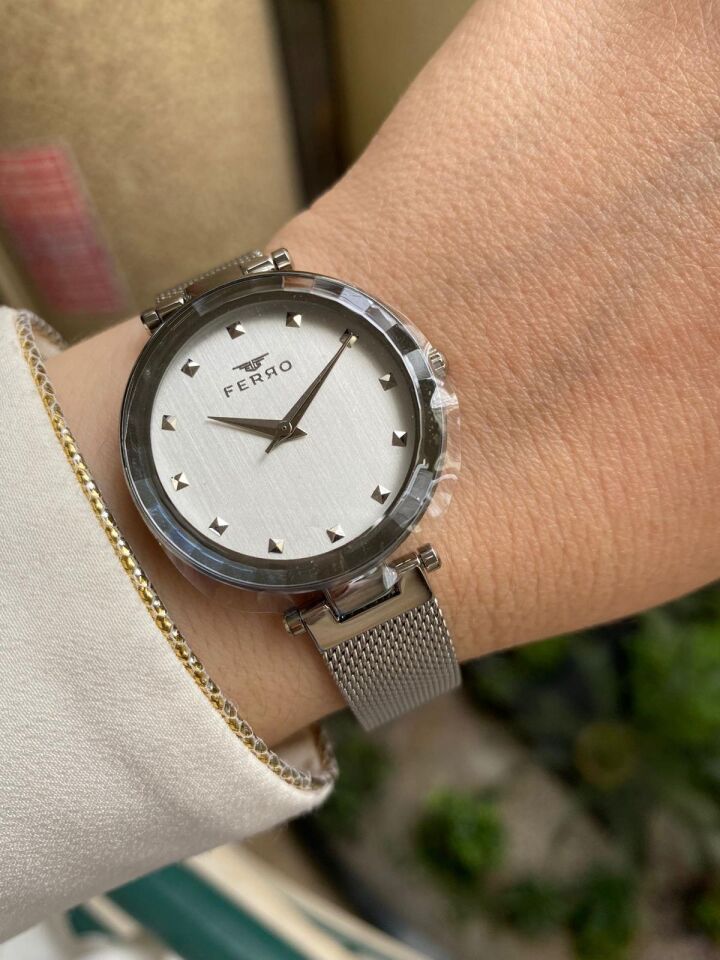 Ferro 38 mm Gümüş Hasır Kordon Kadın Kol Saati F21926C-A F21926C-A