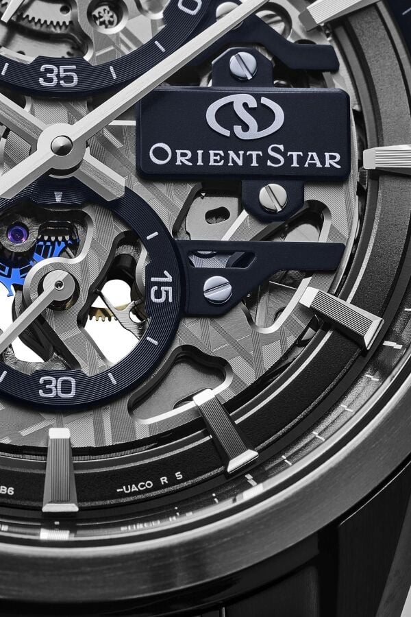 Orient Star RE-AZ0105N00B Limited Edition Kurmalı Otomatik Çelik Siyah Safir Cam 39 mm Erkek Kol Saati