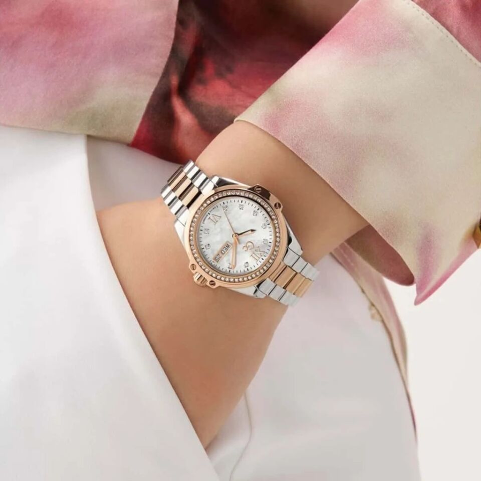 Gc GCZ53001L1 Kadın Kol Saati