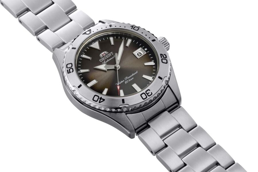 Orient RA-AC0Q15Y30B Kurmalı Otomatik Çelik Gri 20 ATM Safir Cam 40 mm Erkek Kol Saati