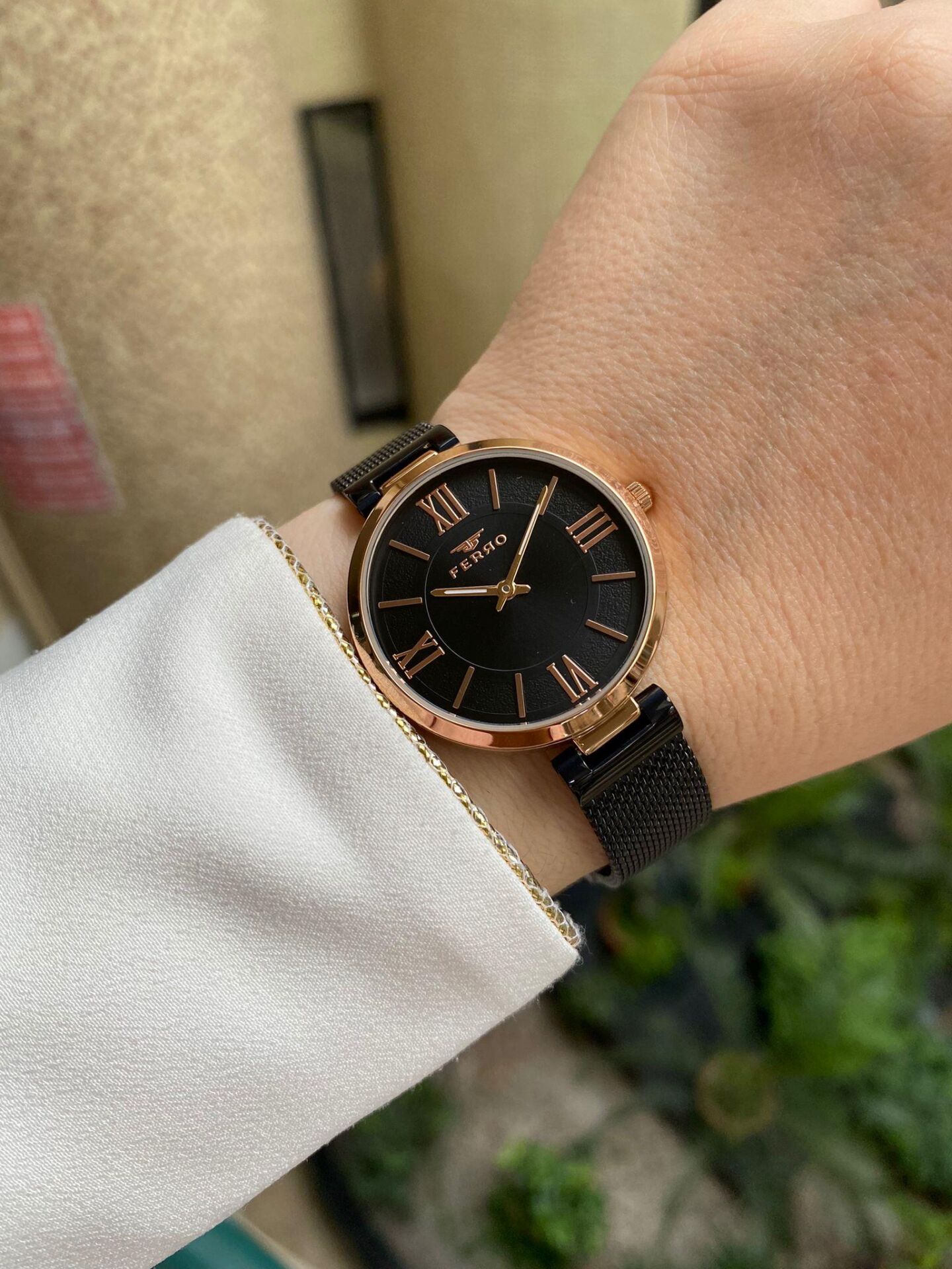 Ferro F21155C-R Quartz Çelik Hasır Siyah 33 mm Kadın Kol Saati