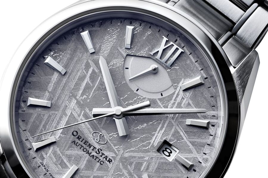 Orient Star RE-BX0010A00B Limited Edition Kurmalı Otomatik Çelik Gri Safir Cam 10 ATM 40 mm Erkek Kol Saati
