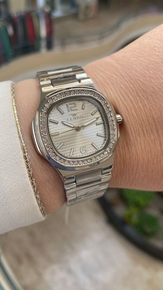 Ferro Quartz Çelik Gri 32 mm Kadın Kol Saati