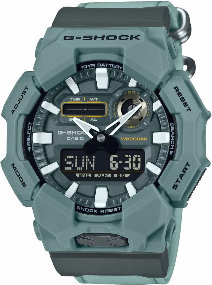 Casio GA-010CE-2ADR Quartz Analog/Dijital Nato Yeşil 20 ATM 52 mm Erkek Kol Saati