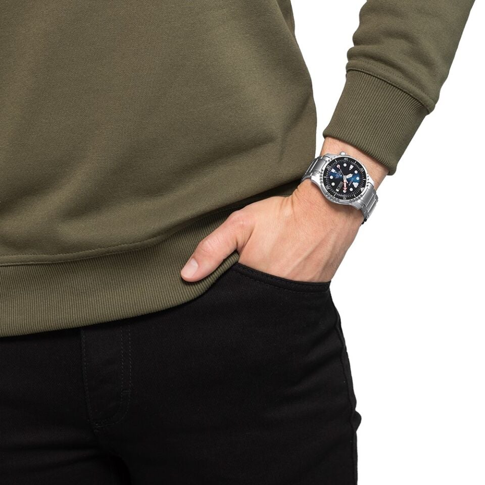 Citizen NY0100-50ME 42 mm Titanyum Otomatik Erkek Kol Saati