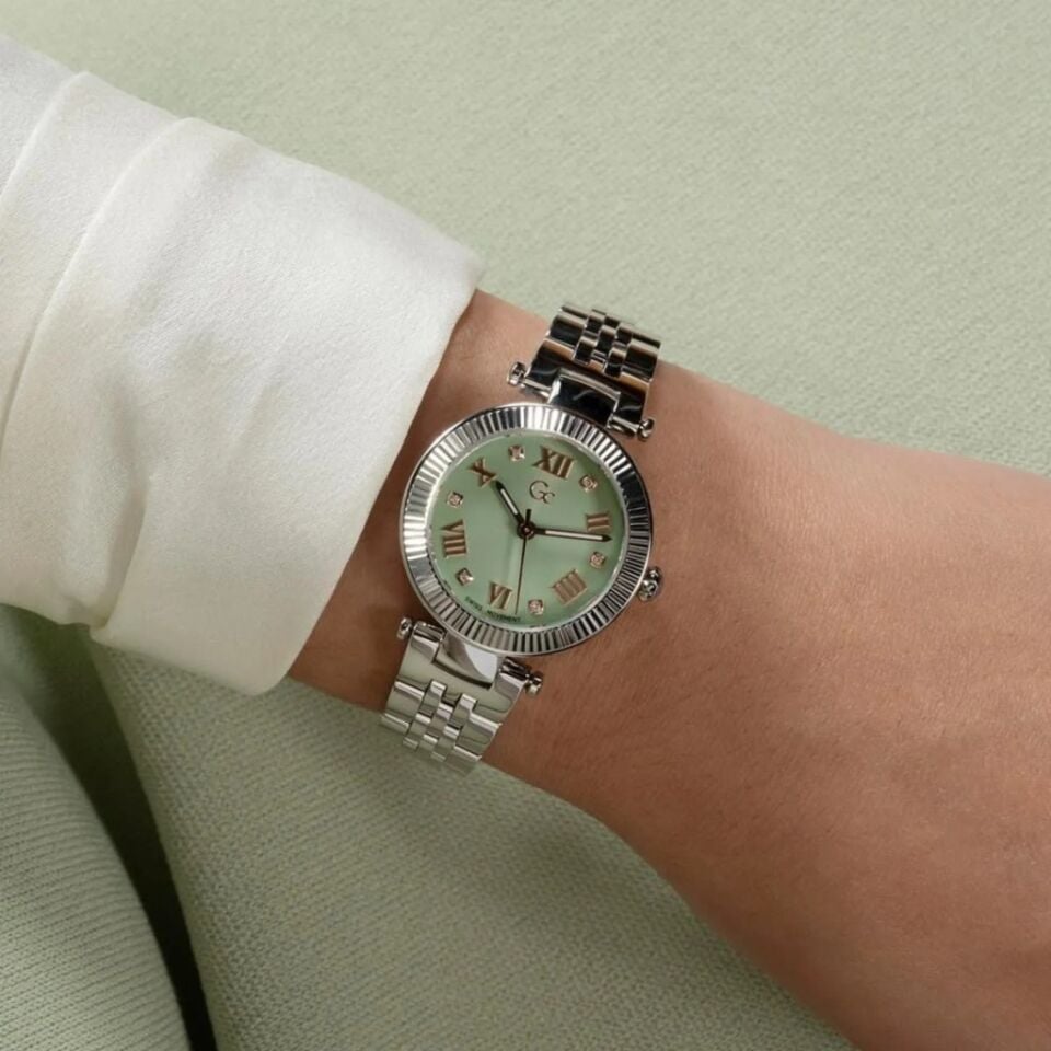 Gc GCZ02007L9MF Kadın Kol Saati