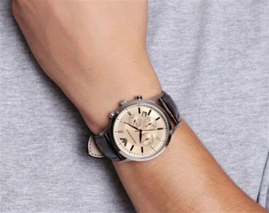 Emporio Armani AR2433 Erkek Kol Saati