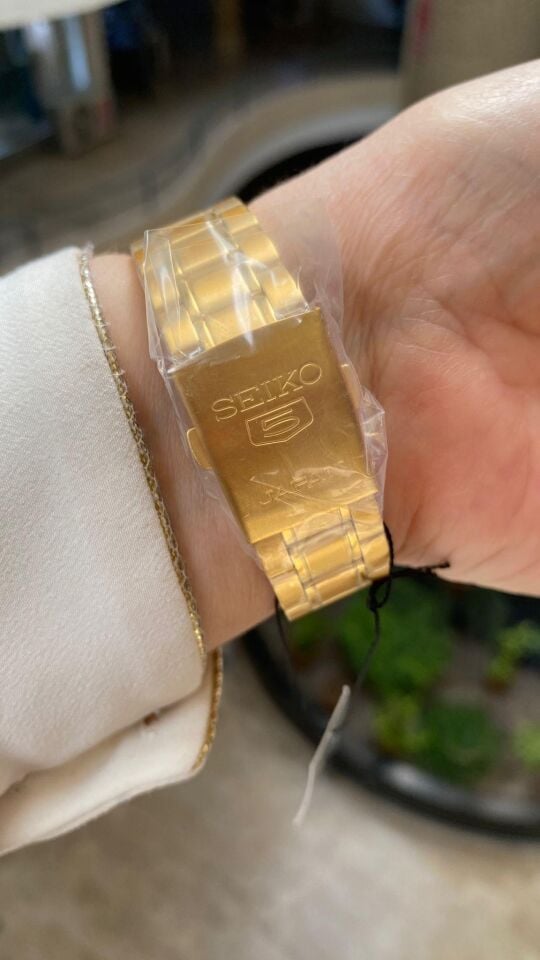 Seiko 5 Japan SNKK22J1 Otomatik Çelik Altın Rengi Siyah Kadran 39 mm Erkek Kol Saati