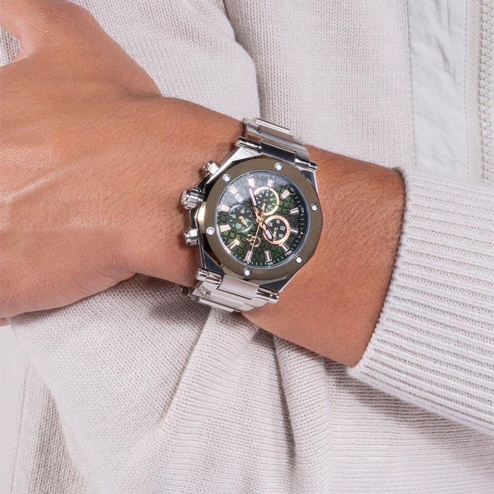 Guess Collection GCZ18004G9MF Quartz Çelik Gri Yeşil Kadran 10 ATM 44 mm Erkek Kol Saati