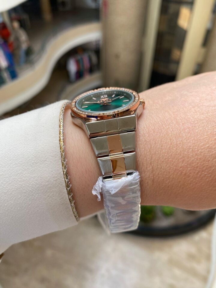 Ferro FL21358A-E6 Quartz Çelik Rose Gri Yeşil Kadran 34 mm Kadın Kol Saati