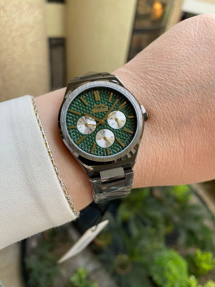 Slazenger SL.09.2137.2.05 Çelik Füme 44 mm Erkek Kol Saati