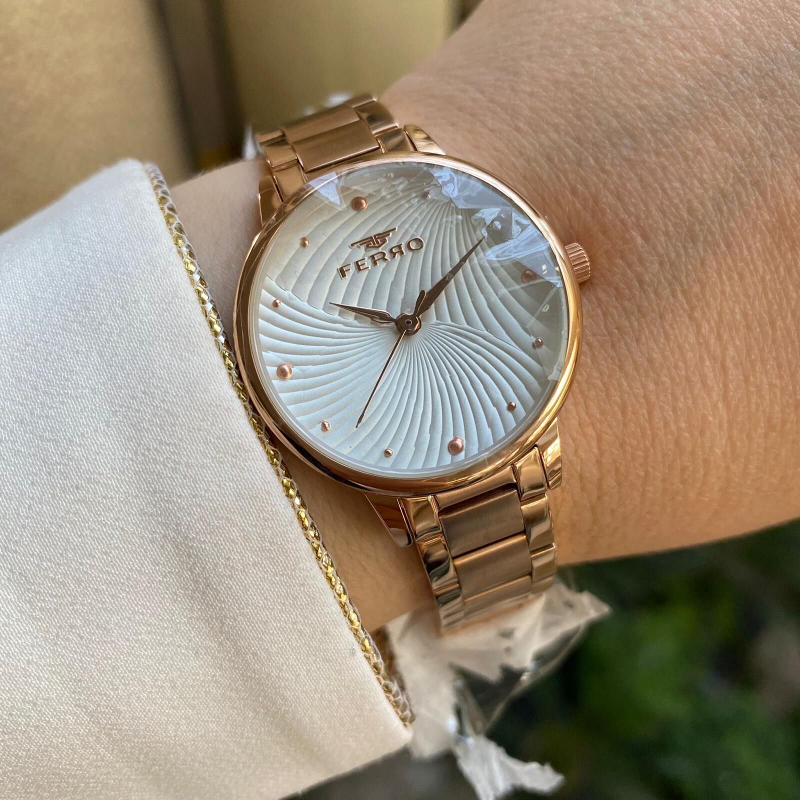 Ferro F40093A-C 33 mm Rose Çelik Kordon Kadın Kol Saati