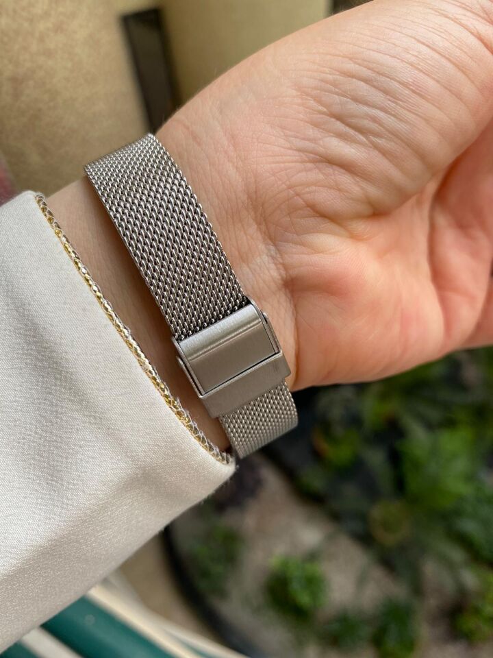 Ferro 38 mm Gümüş Hasır Kordon Kadın Kol Saati F21926C-E F21926C-E