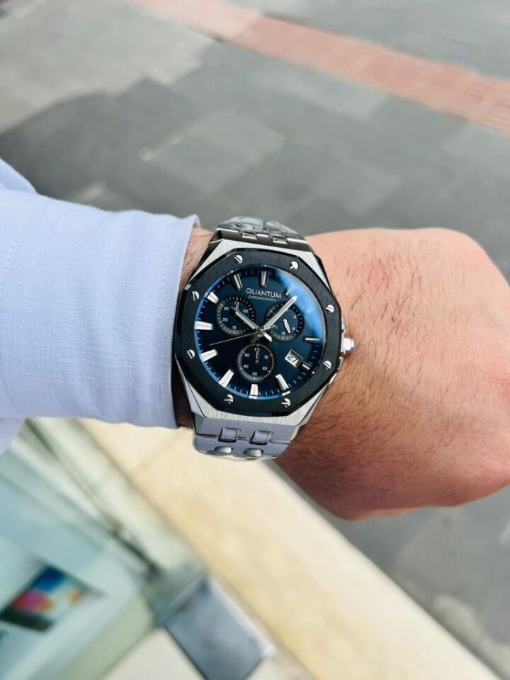 Quantum HNG1063.390 Quartz Kronograflı Çelik Gri Lacivert Kadran 46 mm Erkek Kol Saati
