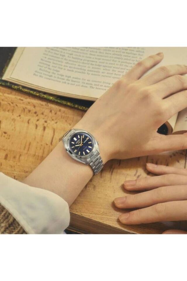 Seiko 5 SRE021K Otomatik Çelik Gri Lacivert Kadran 10 ATM 32 mm Kadın Kol Saati