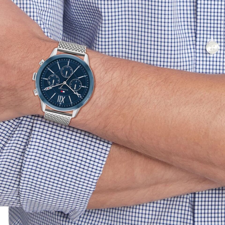 Tommy Hilfiger TH1710524 Quartz Hasır Gri Lacivert Kadran 44 mm Erkek Kol Saati