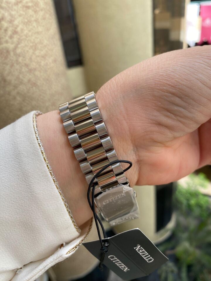Cıtızen Tsuyosa NJ0150-81X Otomatik Çelik Gri Yeşil Kadran Safir 40 mm Erkek Kol Saati