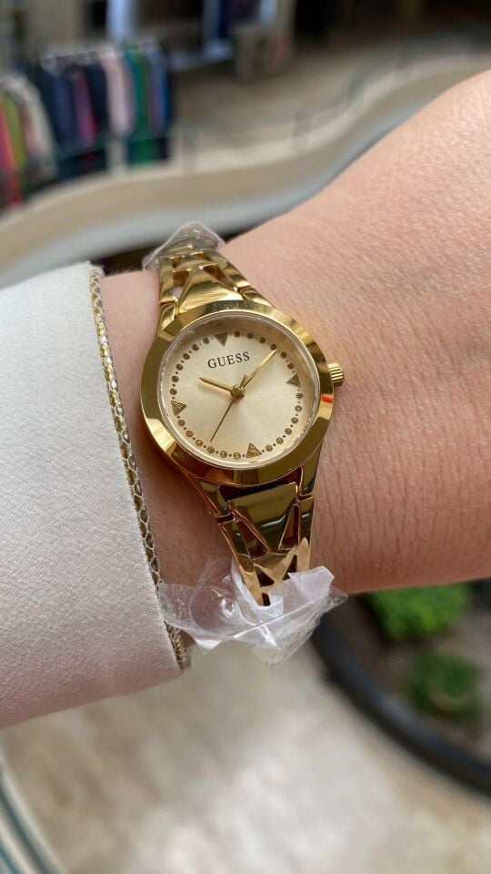 Guess GUGW0609L2 26 mm Altın Renk Çelik Kordon Kadın Kol Saati