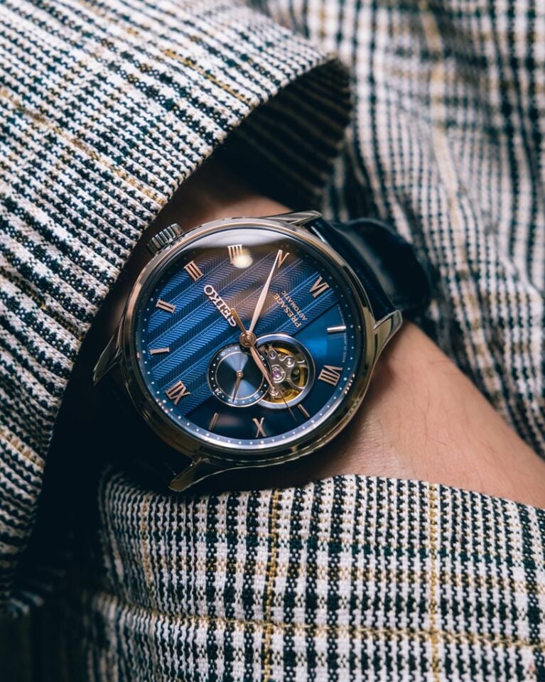 Seiko SSA421J Otomatik Deri Lacivert 43 mm 10 ATM Safir Cam Erkek Kol Saati