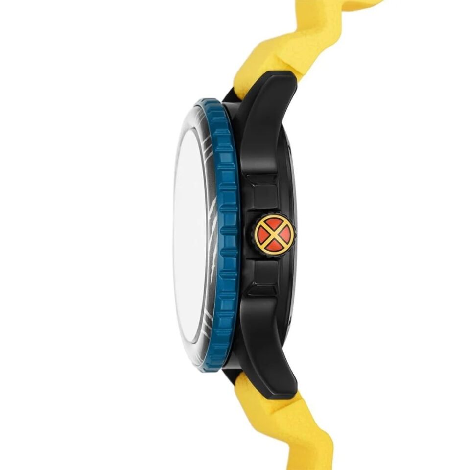 Fossil FLE1195SET Marvel x Fossil Limited Edition WOLVERINE Erkek Kol Saati