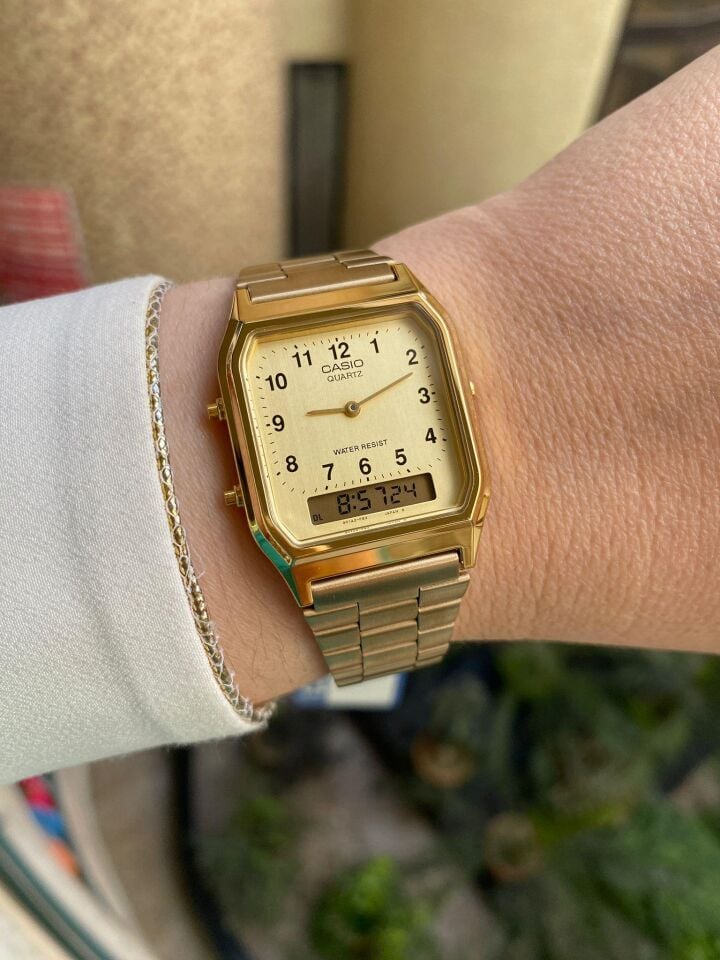 Casio AQ-230GA-9BMQ Quartz Çelik Altın Rengi 28 mm Erkek Kol Saati