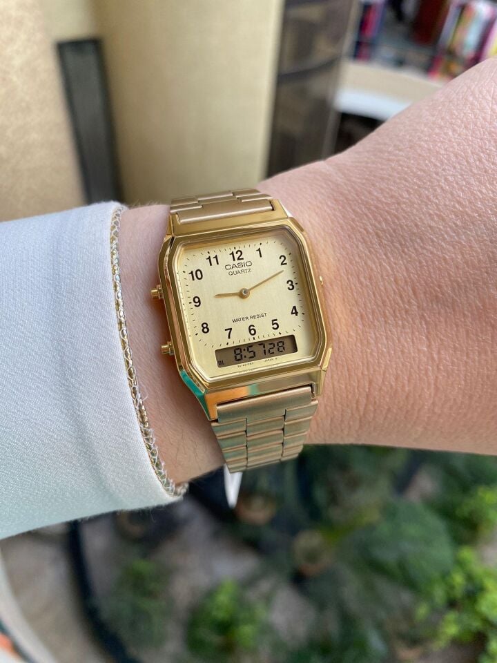 Casio AQ-230GA-9BMQ Quartz Çelik Altın Rengi 28 mm Erkek Kol Saati