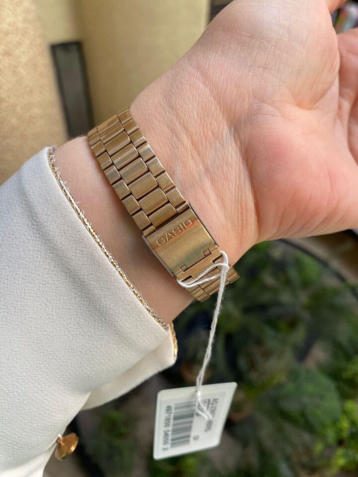 Casio AQ-230GA-9BMQ Quartz Çelik Altın Rengi 28 mm Erkek Kol Saati