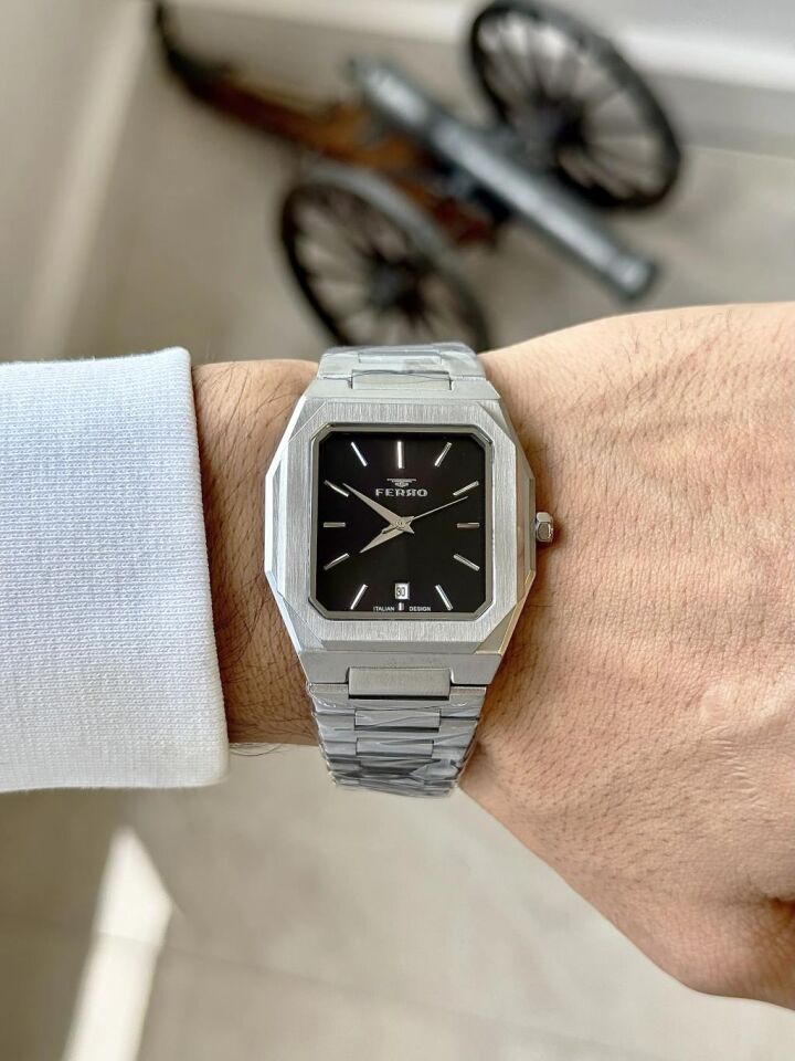 Ferro F11481AWT-A2 Quartz Çelik Gri Siyah Kadran 39 mm Erkek Kol Saati
