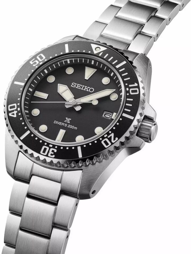 Seiko SNE597P1 Solar Çelik Gri Siyah Kadran 20 ATM 41 mm Erkek Kol Saati