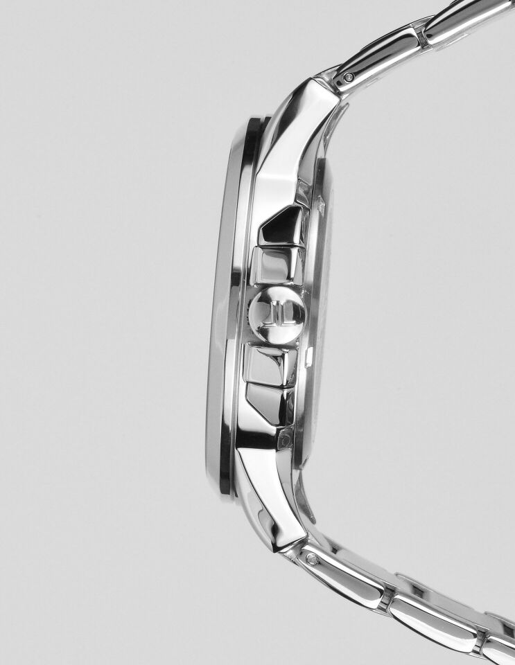 Jacques Lemans Sydney JL.1-1542D Quartz Çelik Gri Siyah Kadran 10 ATM 42 mm Erkek Kol Saati