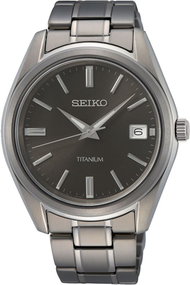Seiko SUR375P1 Quartz Çelik Gri Titanyum Kasa Siyah Kadran 10 ATM  40 mm Erkek Kol Saati