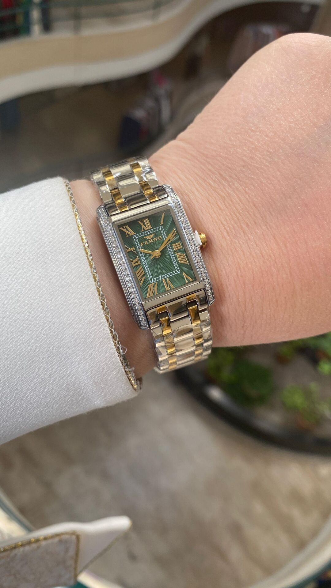Ferro FL43005A-D6 Quartz Çelik Altın/Gri Yeşil Kadran 22 mm Kadın Kol Saati