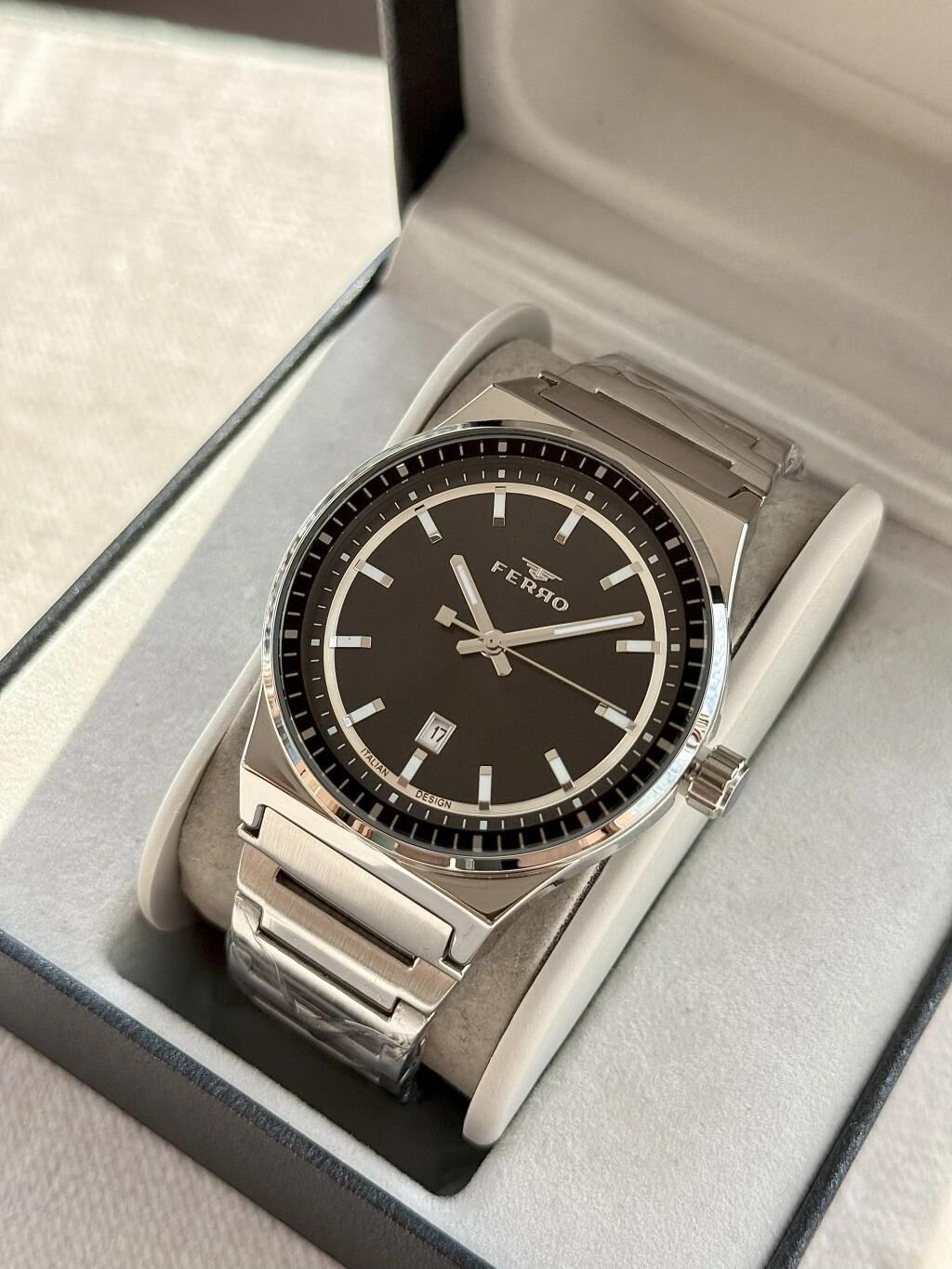 Ferro F11592AWT-A2 Quartz Çelik Gri Siyah Kadran 41 mm Erkek Kol Saati